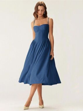 Never Been Worn - Elegant Blue Spaghetti-Strap Midi Dress With Pockets